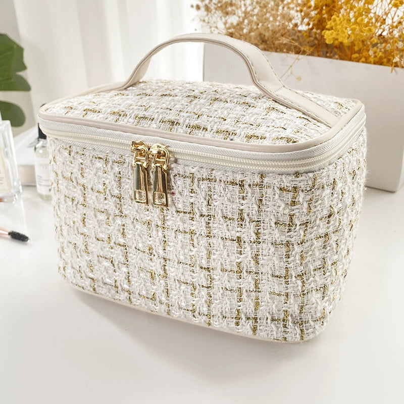 White Fashion Cosmetic Bag